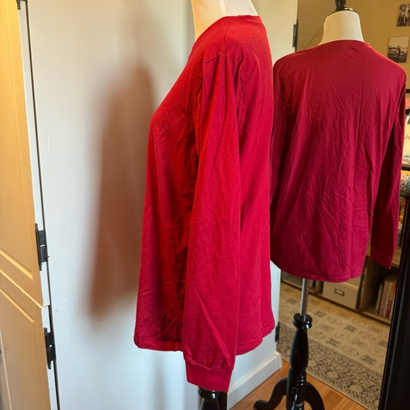 The Children’s Place Adult Large Christmas Tee - Picture 3 of 6